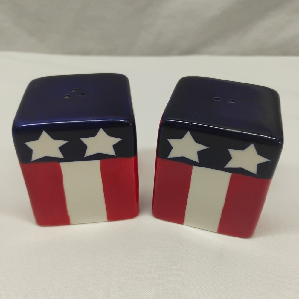 2.25" Sq Patriotic Stars Stripes Russ Berrie Hand Painted Salt & Pepper Shakers